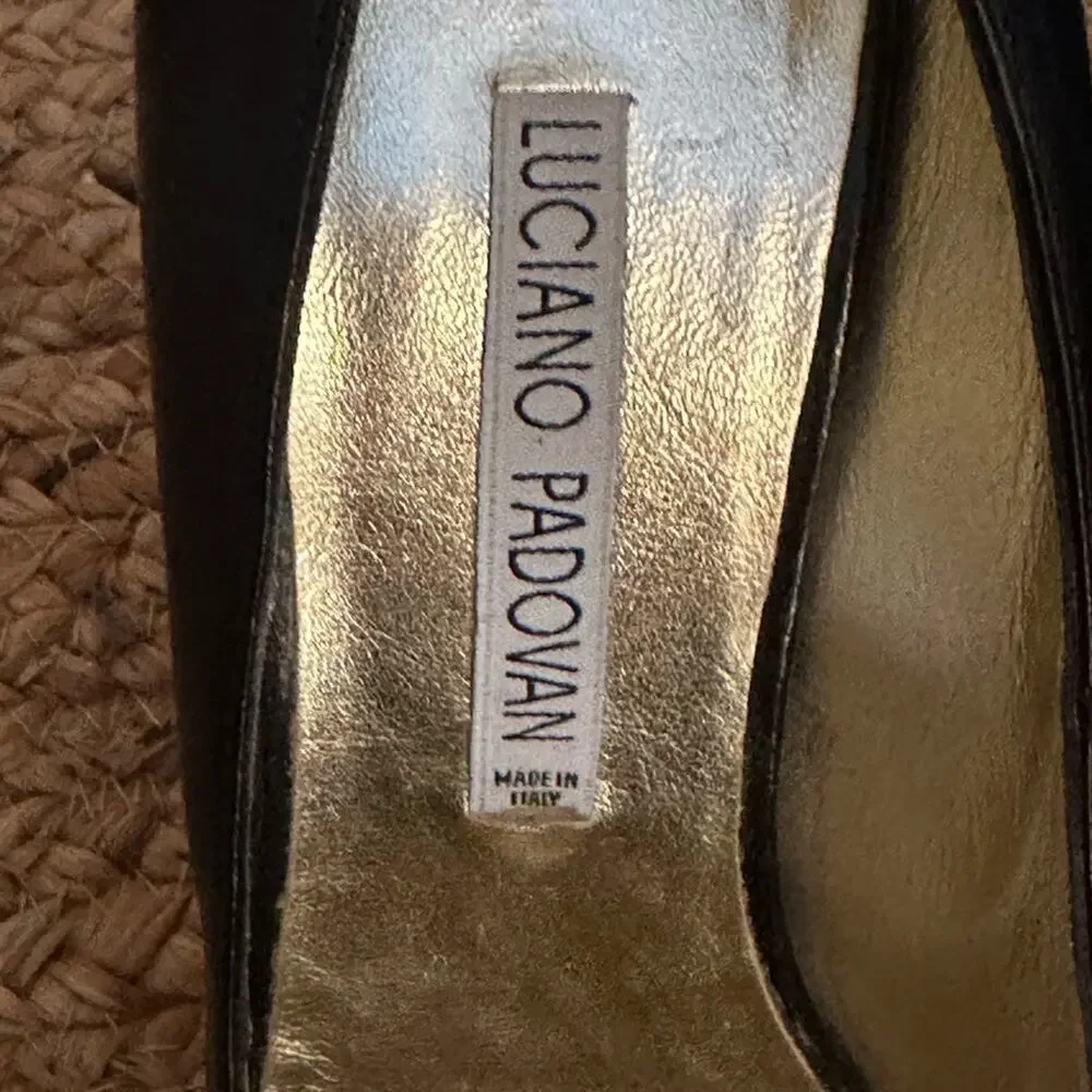 Luciano Padovan Black Leather Buckle Pumps Made in Italy Size 8- 8.5 (38 1/2)